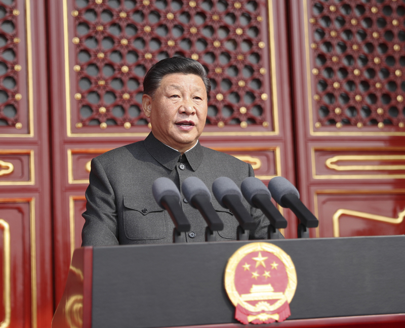 10月1日上午，慶祝中華人民共和國(guó)成立70周年大會(huì)在北京天安門廣場(chǎng)隆重舉行。中共中央總書記、國(guó)家主席、中央軍委主席習(xí)近平發(fā)表重要講話。